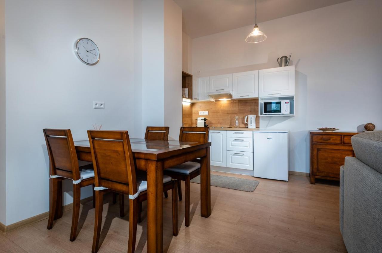 Vysoké Tatry Apartment Peak - Apartmany Bernard Stary Smokovec מראה חיצוני תמונה